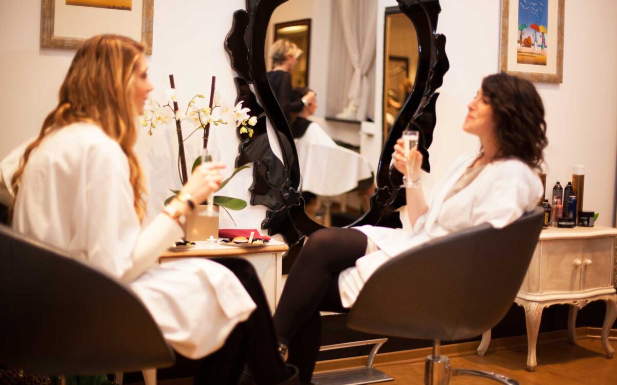 The best beauty salons where to feel a real diva: Charme&Cheveux