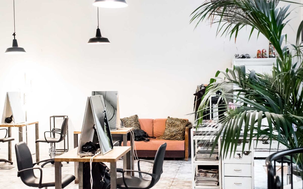 Area #6, hair salon in the XXII Marzo area, Milan