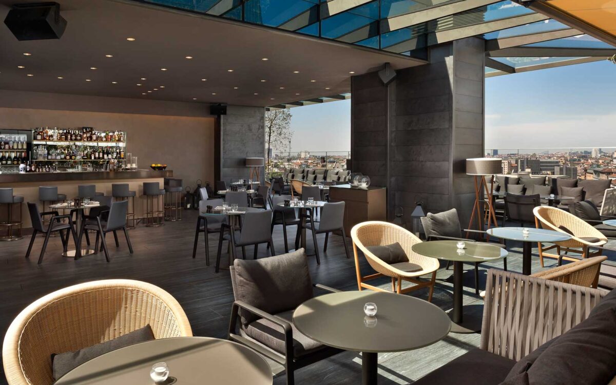 Radio Rooftop Bar (ME Milan il Duca), restaurant in the Stazione Centrale area