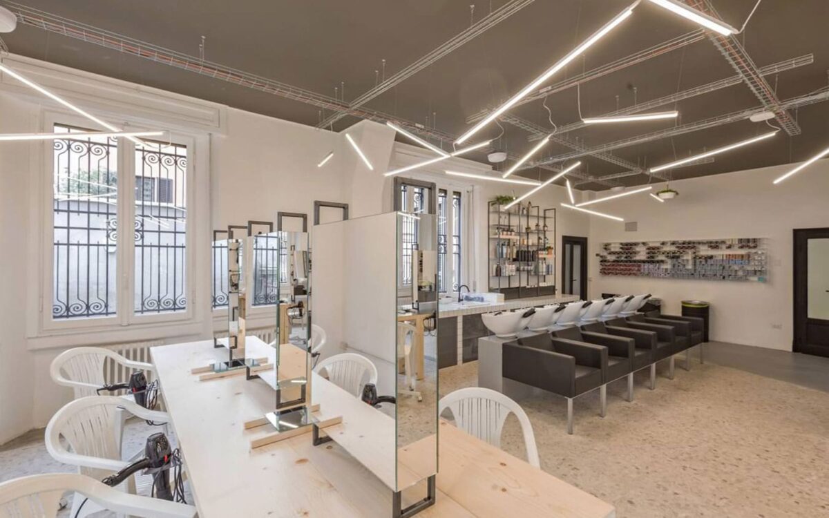 Les Garçons de la Rue, hair salon in the San Gottardo area, Milan