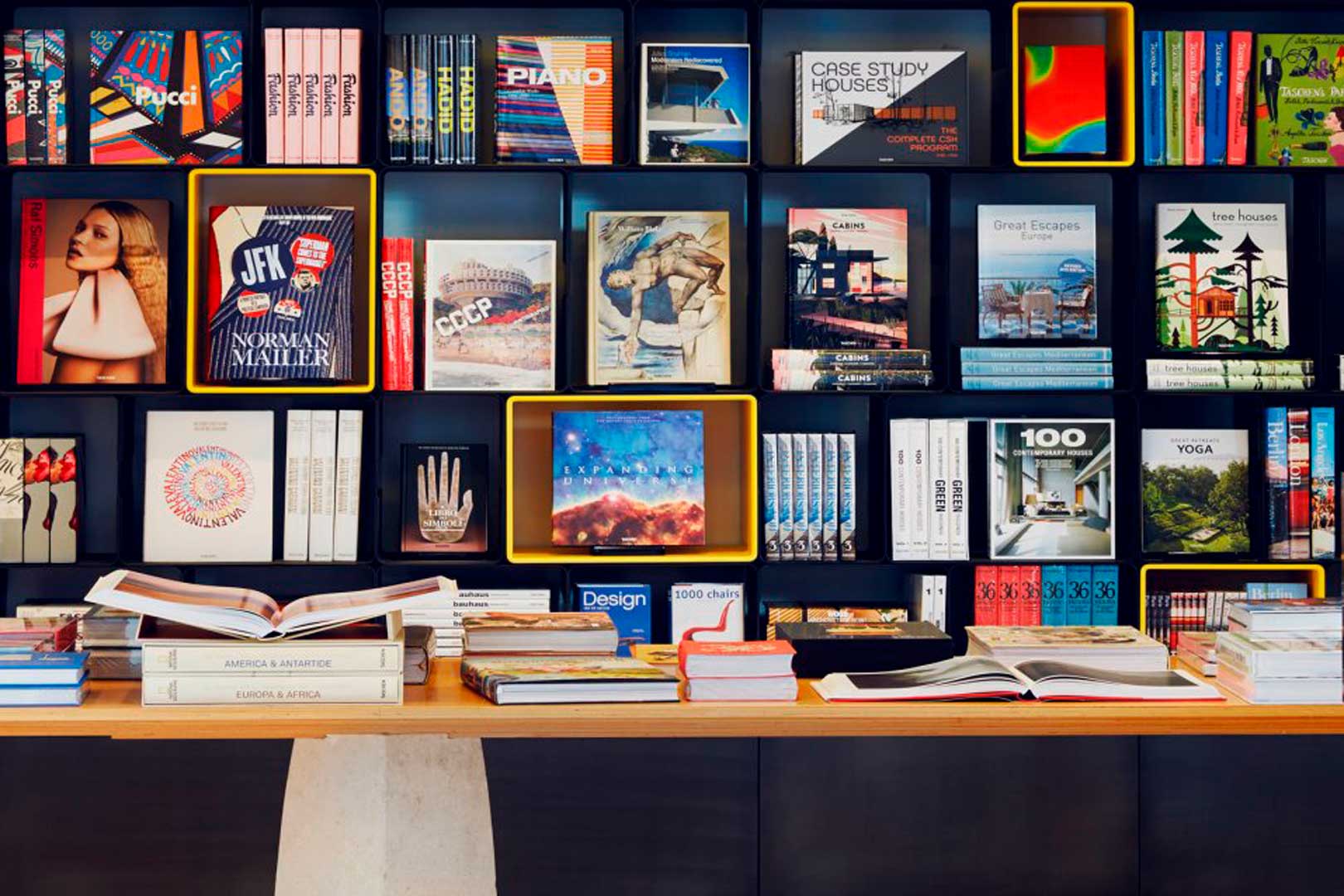 Taschen Store | FLAWLESS.life - The Lifestyle Guide