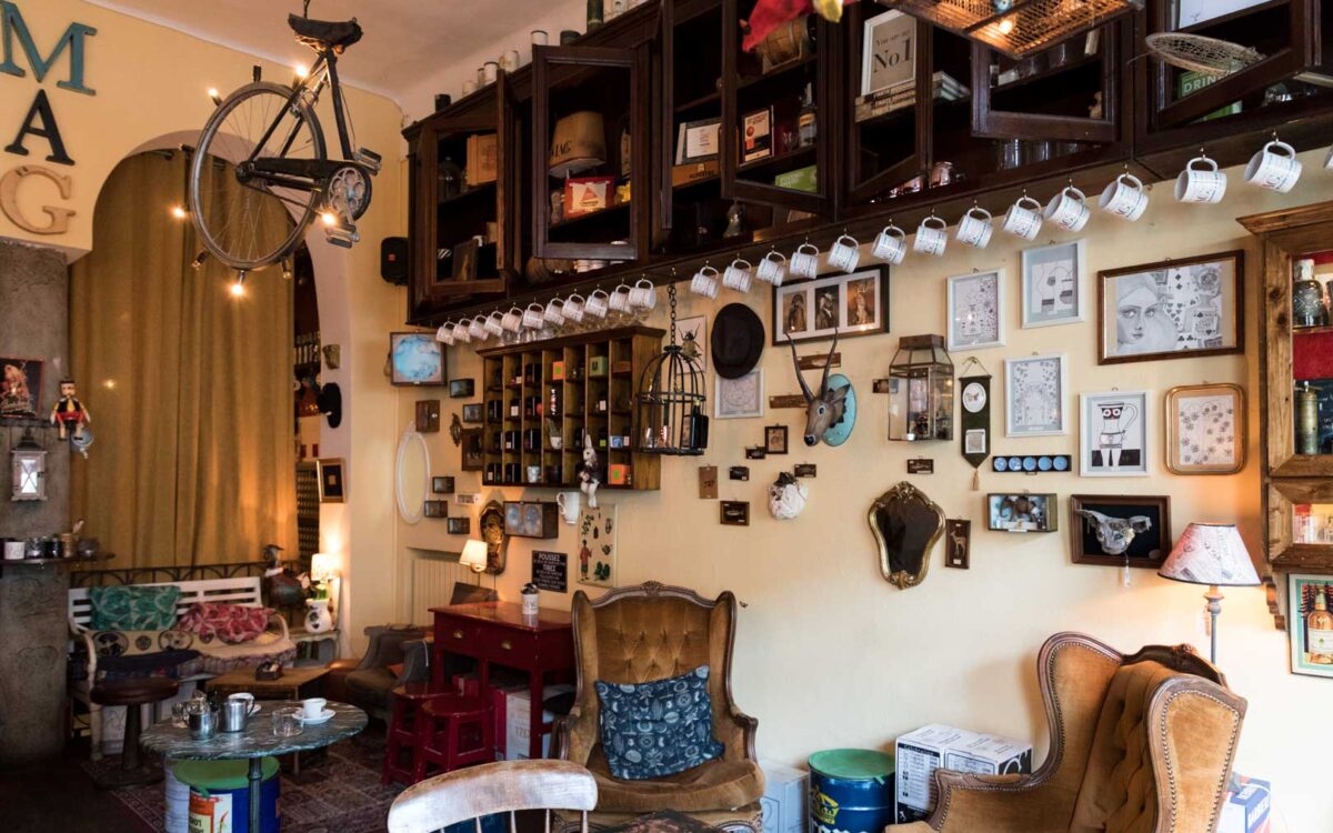 MAG Cafè, cocktail bar in the Navigli area, Milan