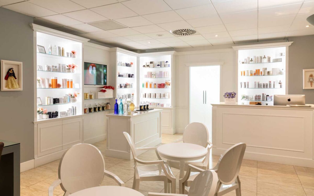Spazio IKOS, Milan