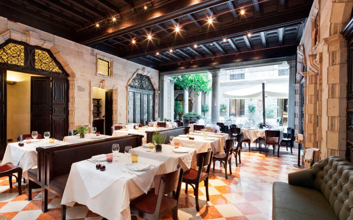 Il Salumaio di Montenapoleone, bistro in the city centre, Milan