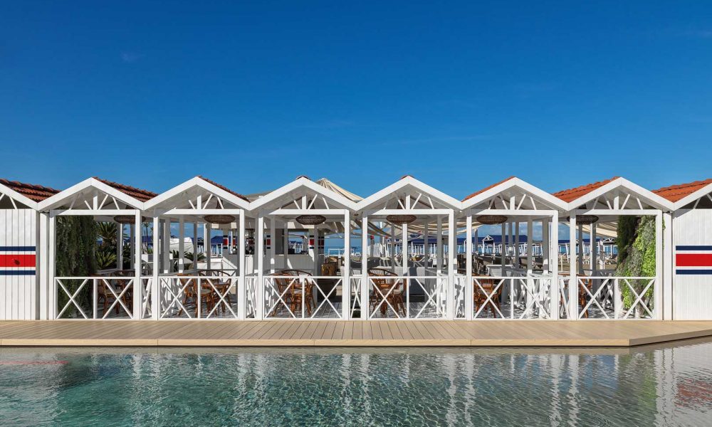 Weekend in Forte dei Marmi: a taste of the sea and champagne