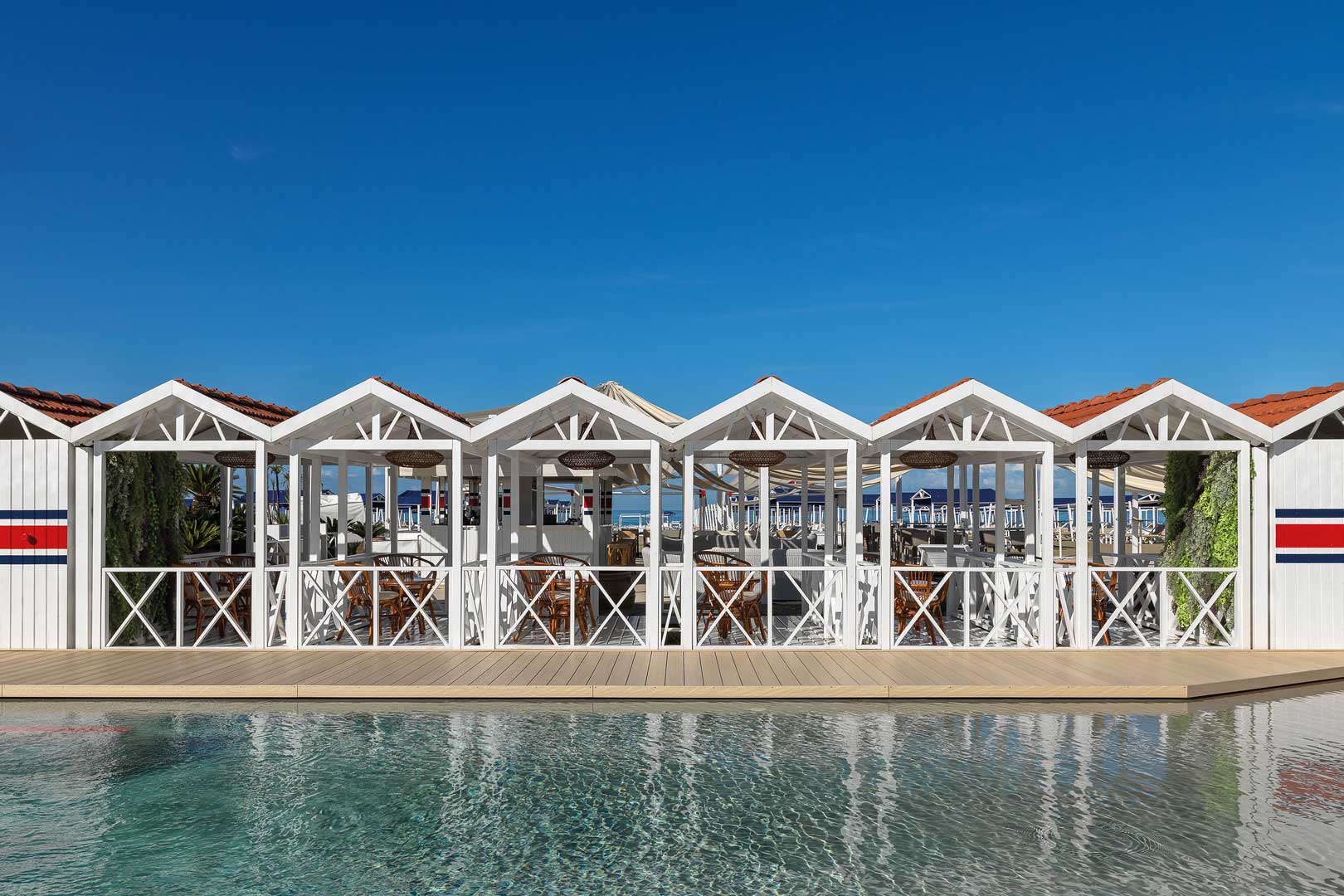 A Guide to the Best Beach Clubs in Forte dei Marmi