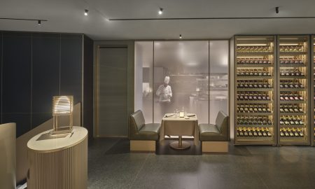 Delivery e Apertura: Emporio Armani Caffè e Ristorante Riabbraccia Milano