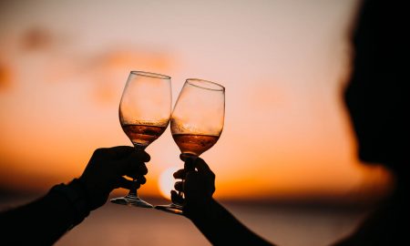 Come Organizzare un Summer Happy Hour a Casa