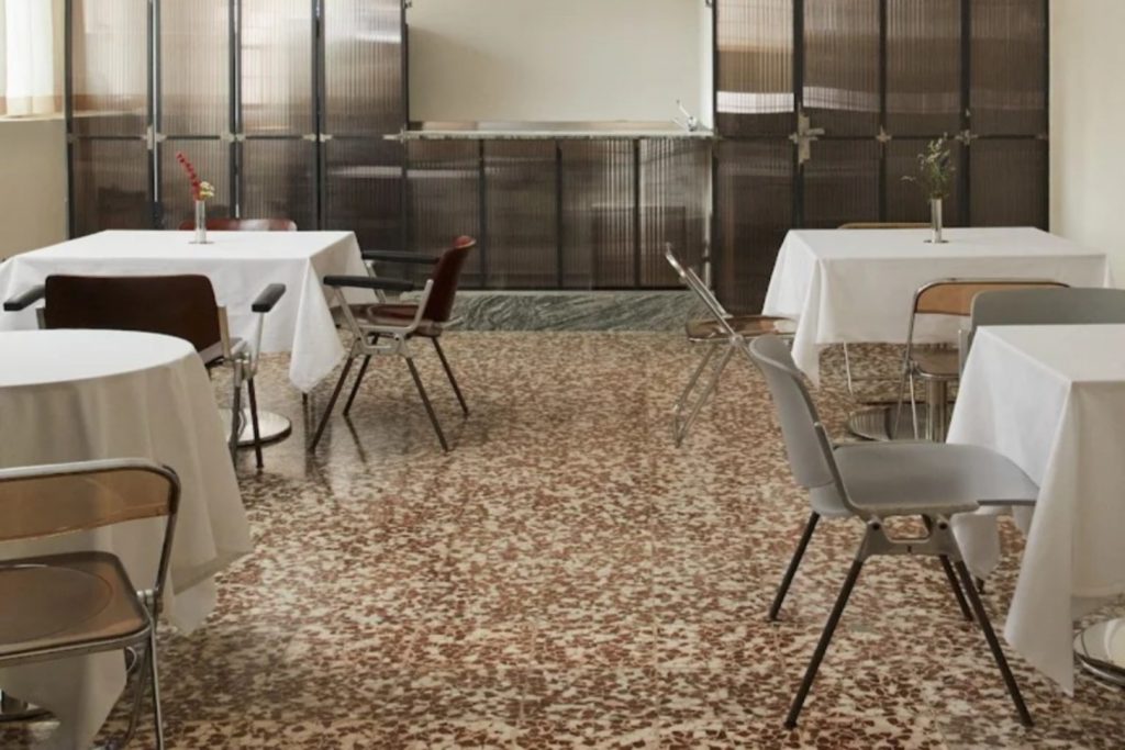 Sandì, Milan
