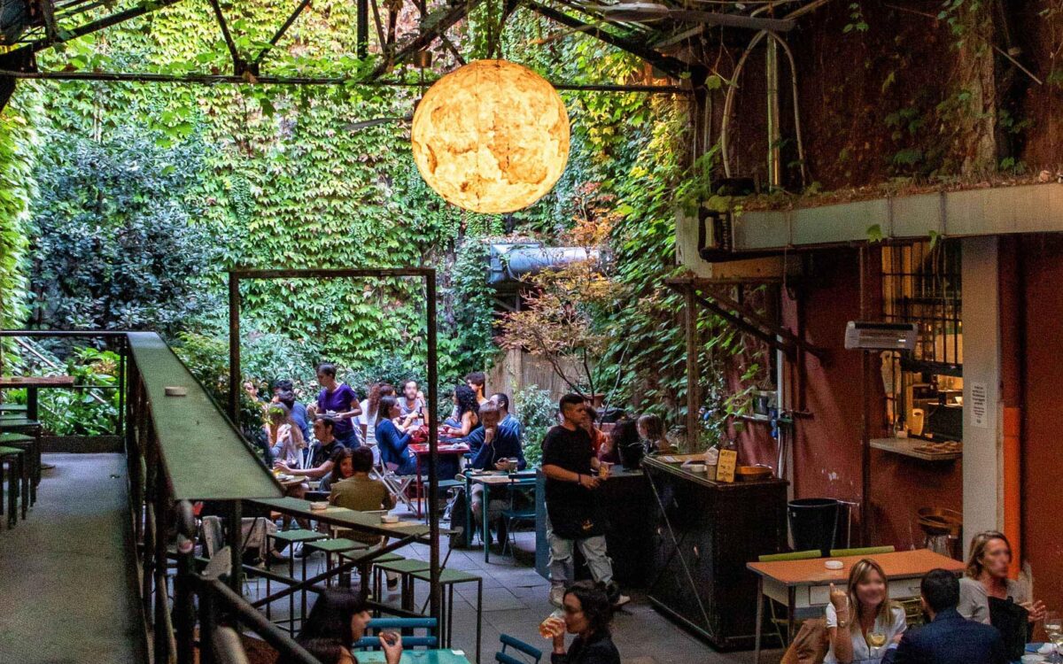 I migliori indirizzi per l'aperitivo durante la Design Week 2026: Frida