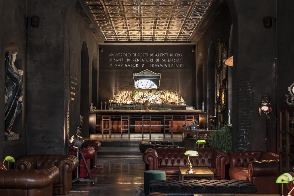 Cocktail bars with music in Milan: Officina Milano