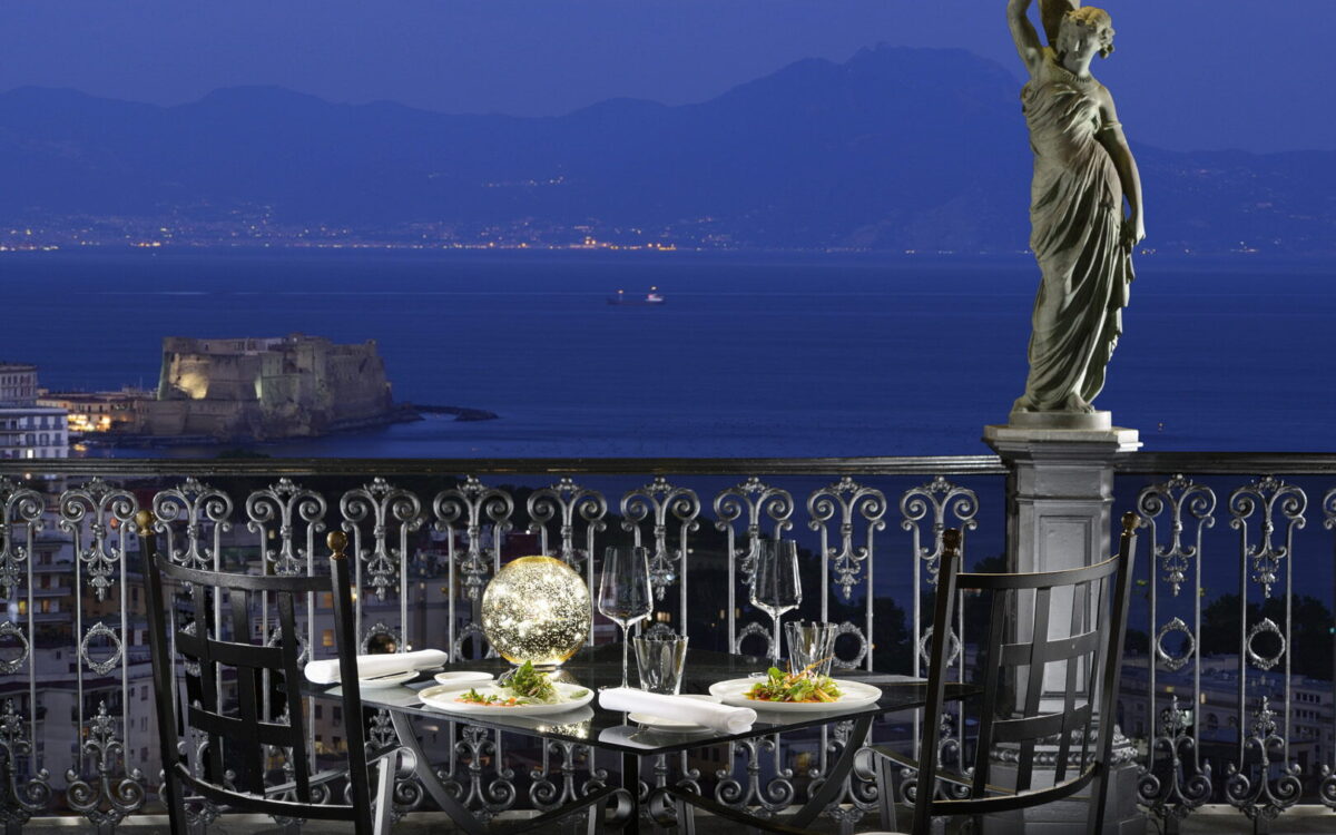 Romantic restaurants in Naples for an unforgettable date