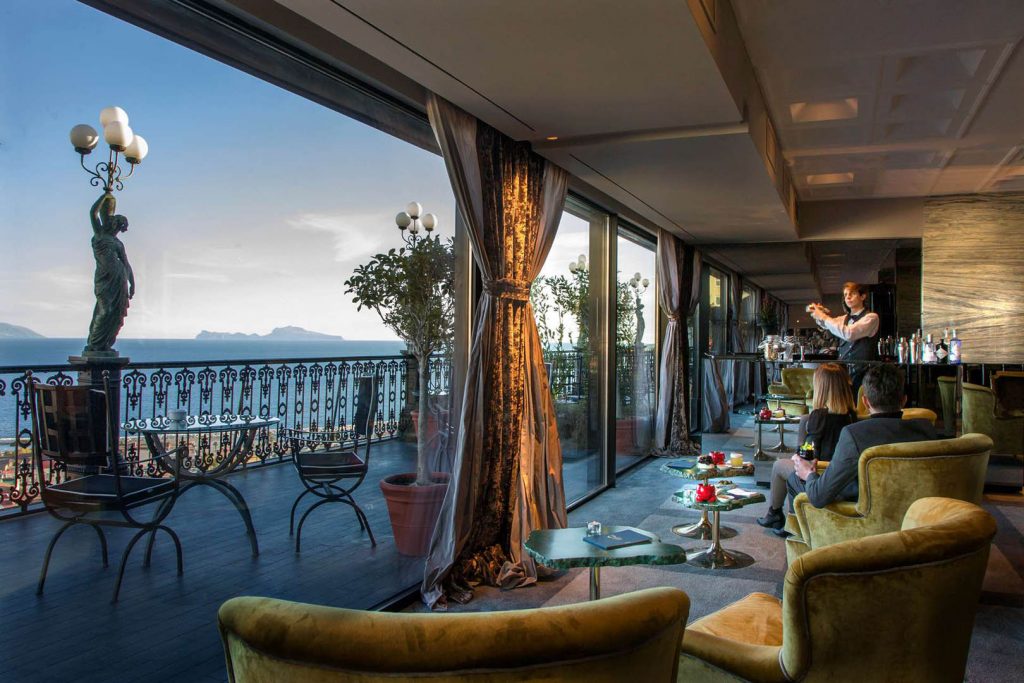The best rooftop terraces in Naples with breathtaking views