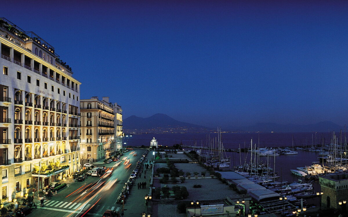The most exclusive hotels in Naples for an unforgettable stay