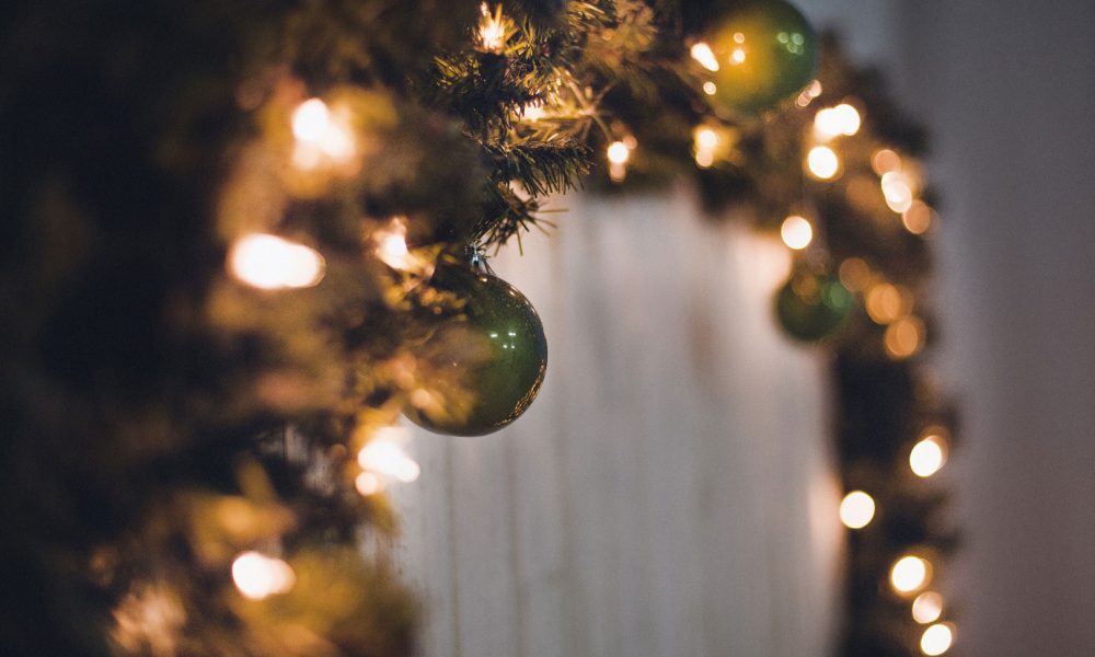 Come decorare casa, oltre all’albero di Natale