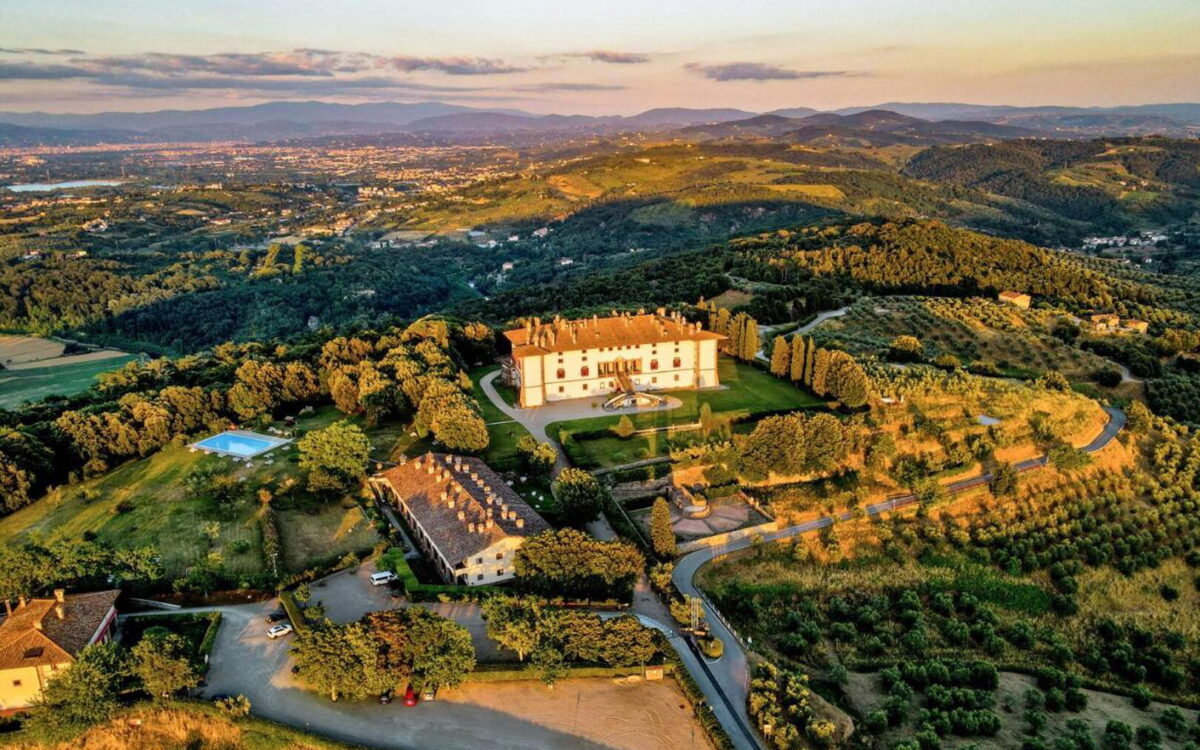 Tenuta di Artimino, hotel a Carmignano
