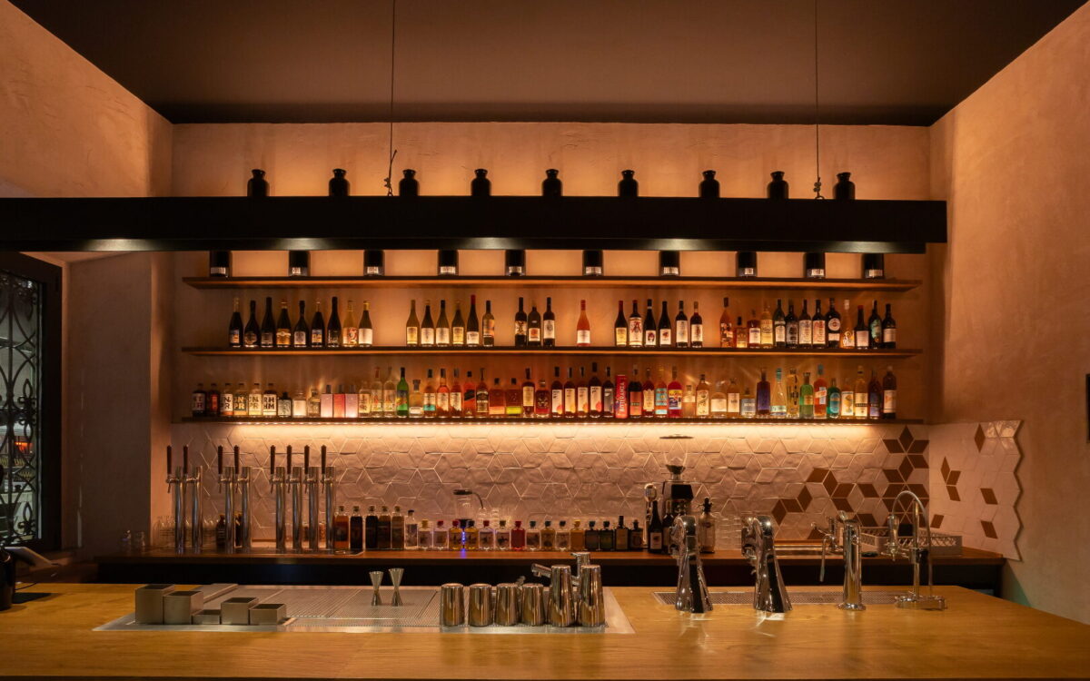 Tripstillery Navigli, cocktail bar in Milan