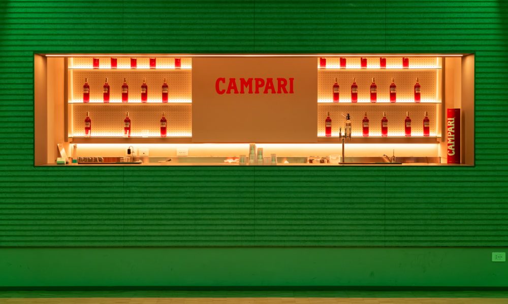 Con Campari e Voce Triennale la Domenica Milanese si Accende di Red Passion