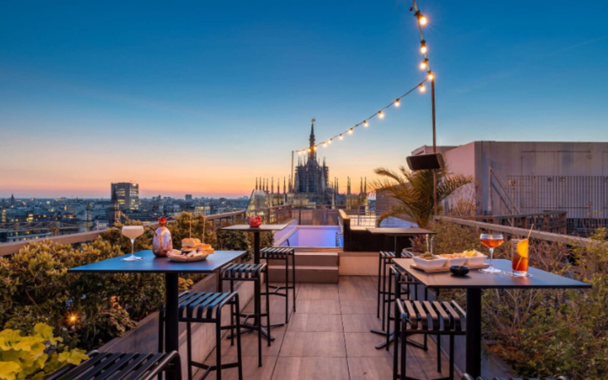 Rooftop a Milano per una golden hour autunnale