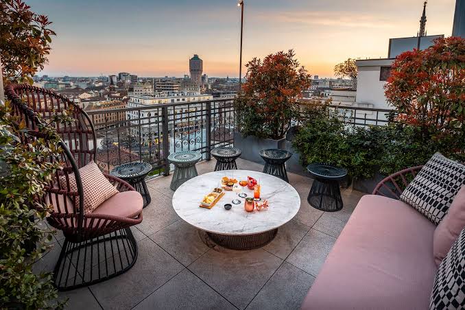 Sun Eleven Rooftop